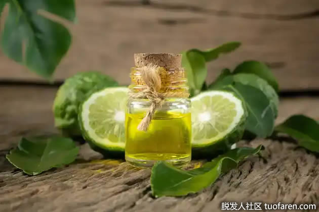 6种精油帮助去除头皮屑