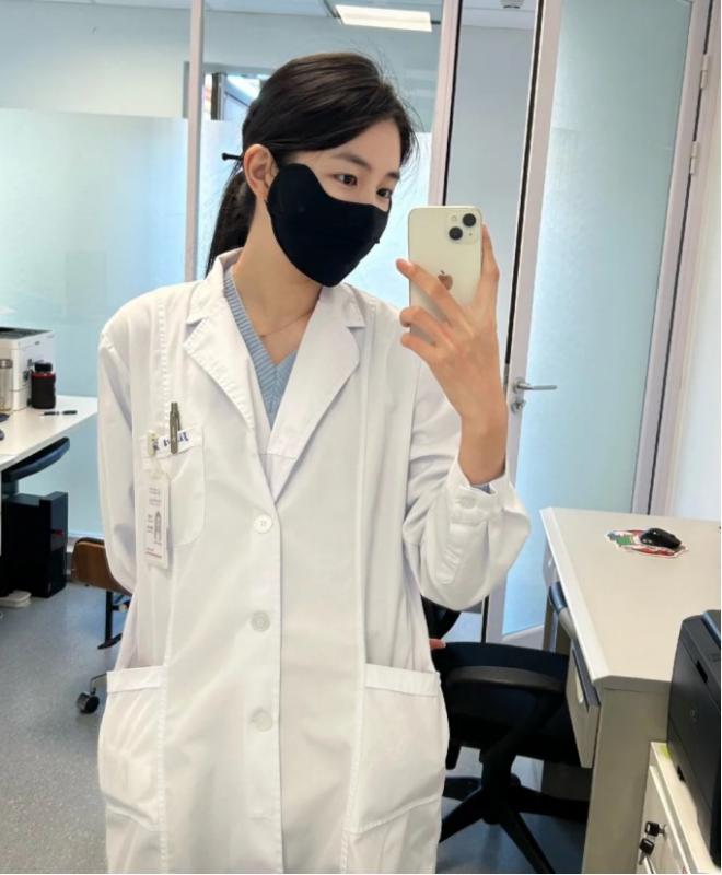 【防脱洗发水推荐】秃头少女必看的5款防脱发洗发水，防脱发、减少掉头发，重新做回发量王者！洗完蓬松不软榻！