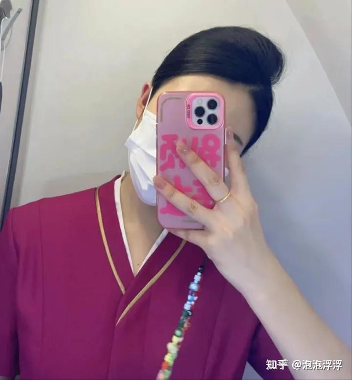 头皮发炎，出油多，导致脱发，有什么办法？