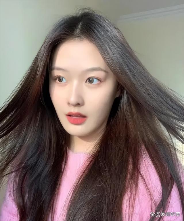 早上洗头和晚上洗头，哪种方法会更伤发质呢？